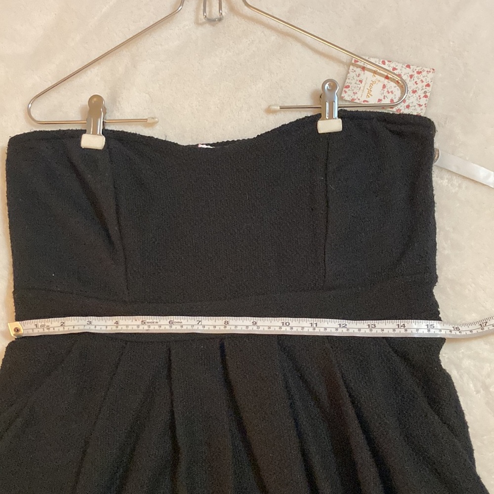 Free People, strapless, black mini with pockets, size 12 NWT - Picture 6 of 10